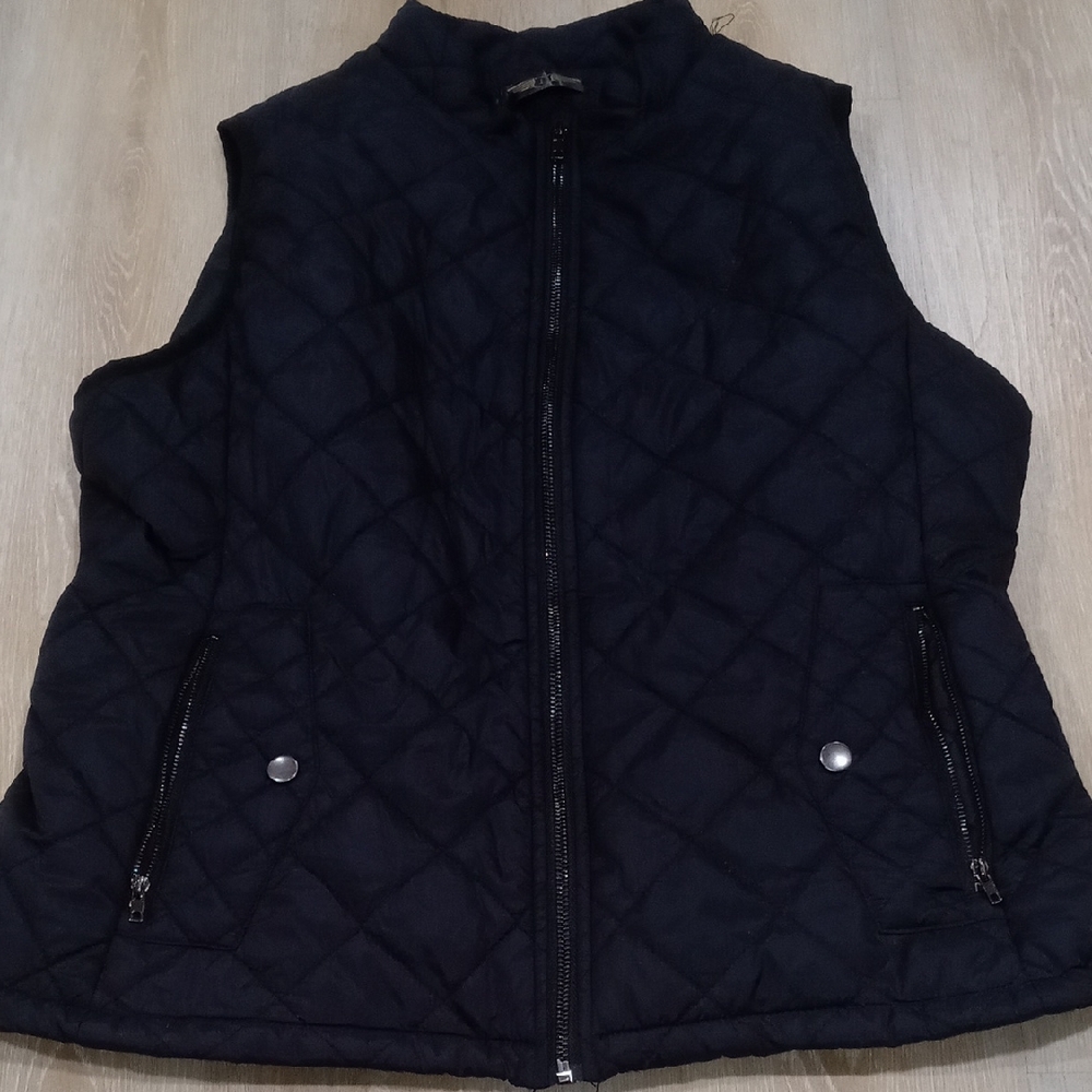 Women's Black Quilted Vest
